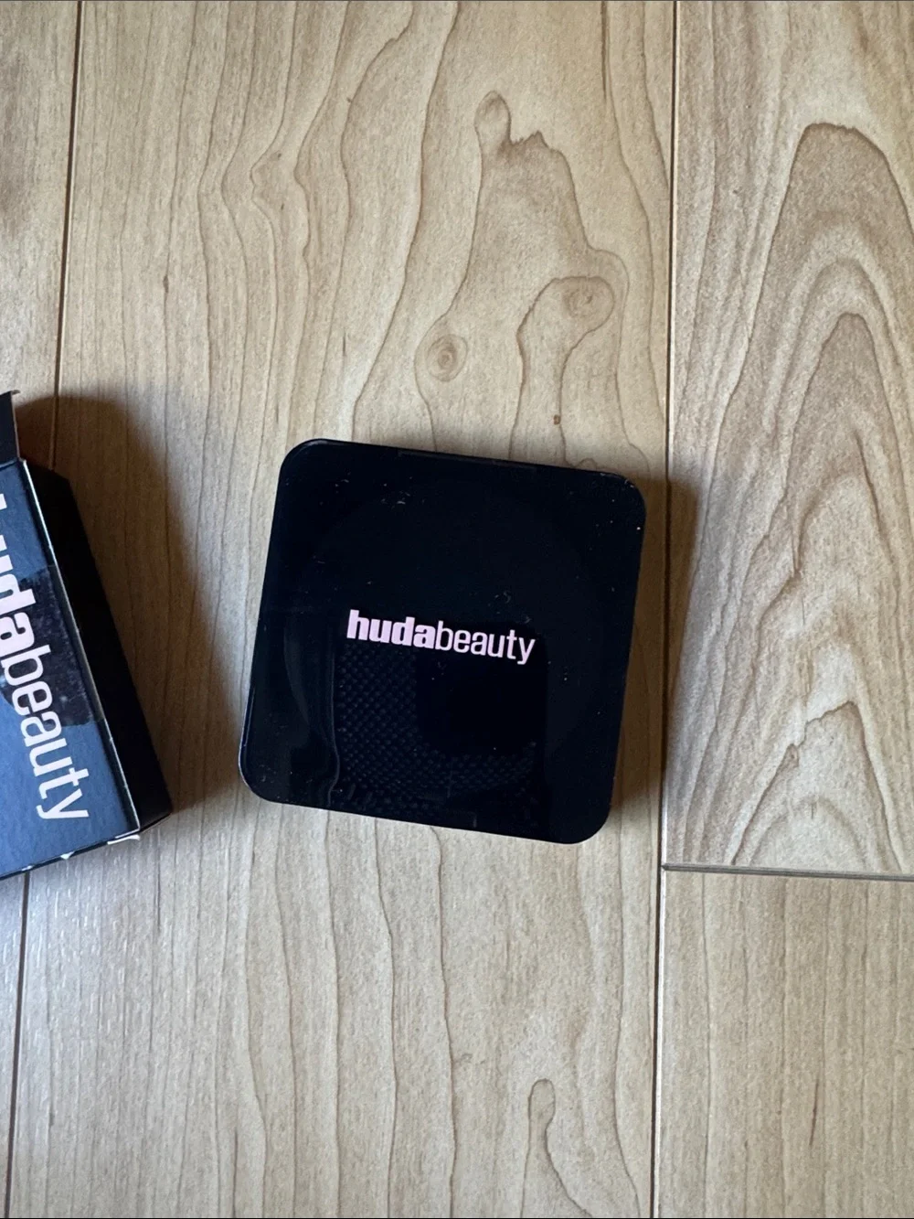 HUDA BEAUTY Easy Bake Pressed Powder - Kunafa Blondie